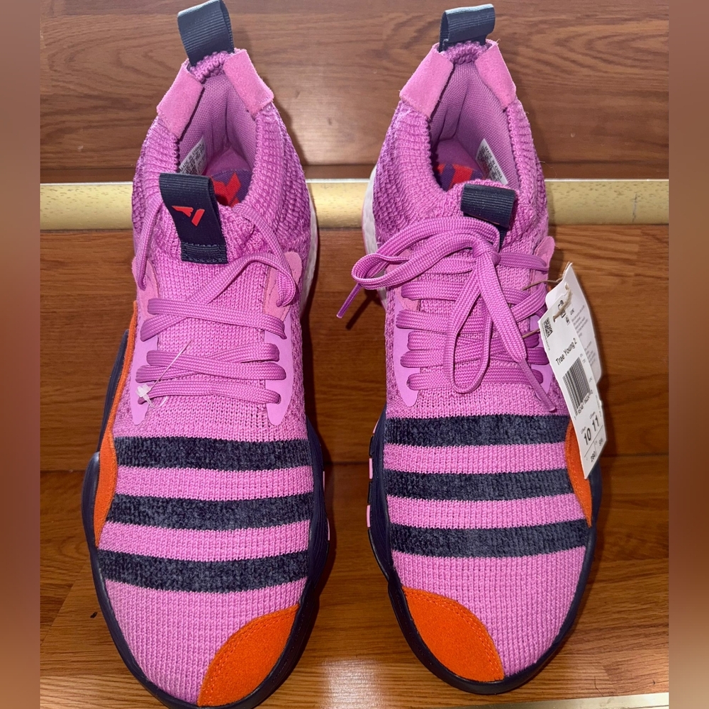 NWT adidas Trae Young 2.0 Basketball ShoesMen's SIZE M 10 / W 11
